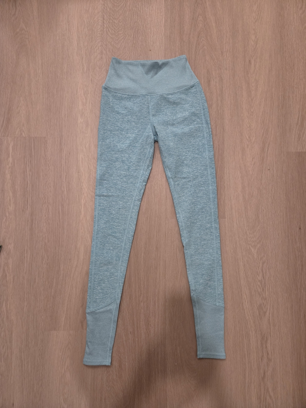 ALO Yoga Alo Soft Lounge High-Rise Leggings In Heathered Sage